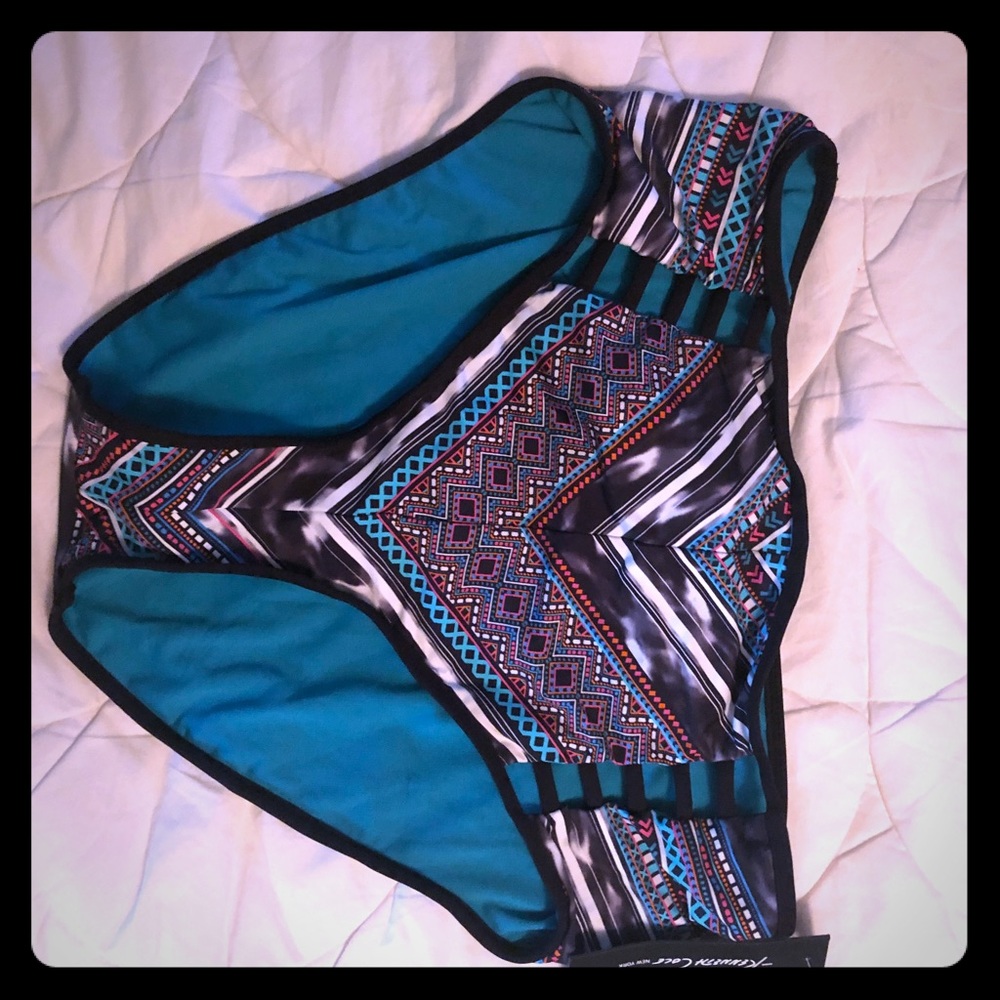 Kenneth Cole High waist swim bottoms size medium